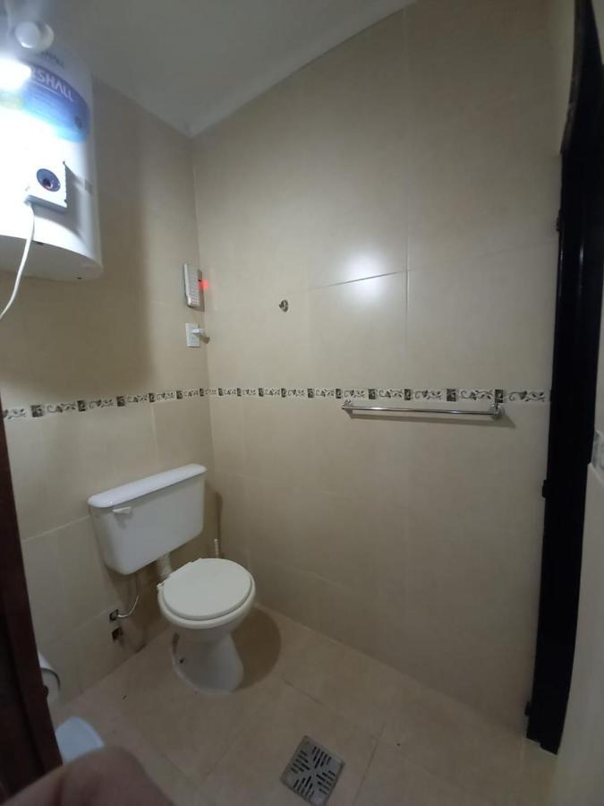 Apartamentos Willy - En Zona Residencial Con Estacionamiento メンドーサ エクステリア 写真