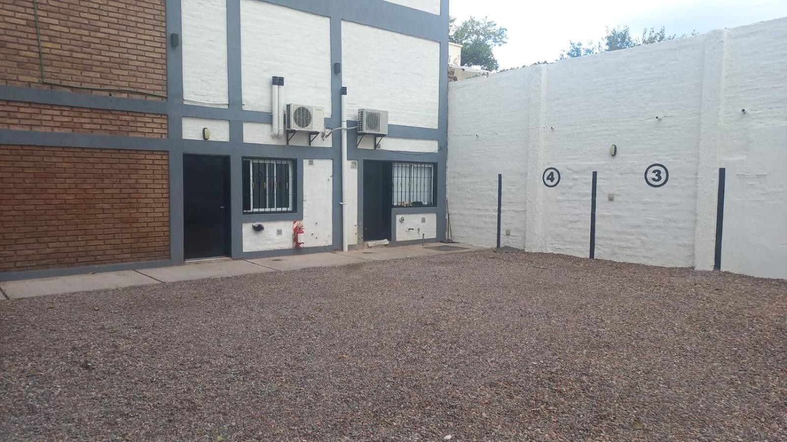 Apartamentos Willy - En Zona Residencial Con Estacionamiento メンドーサ エクステリア 写真