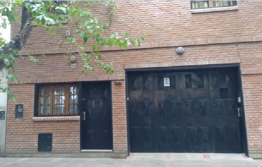 Apartamentos Willy - En Zona Residencial Con Estacionamiento メンドーサ エクステリア 写真